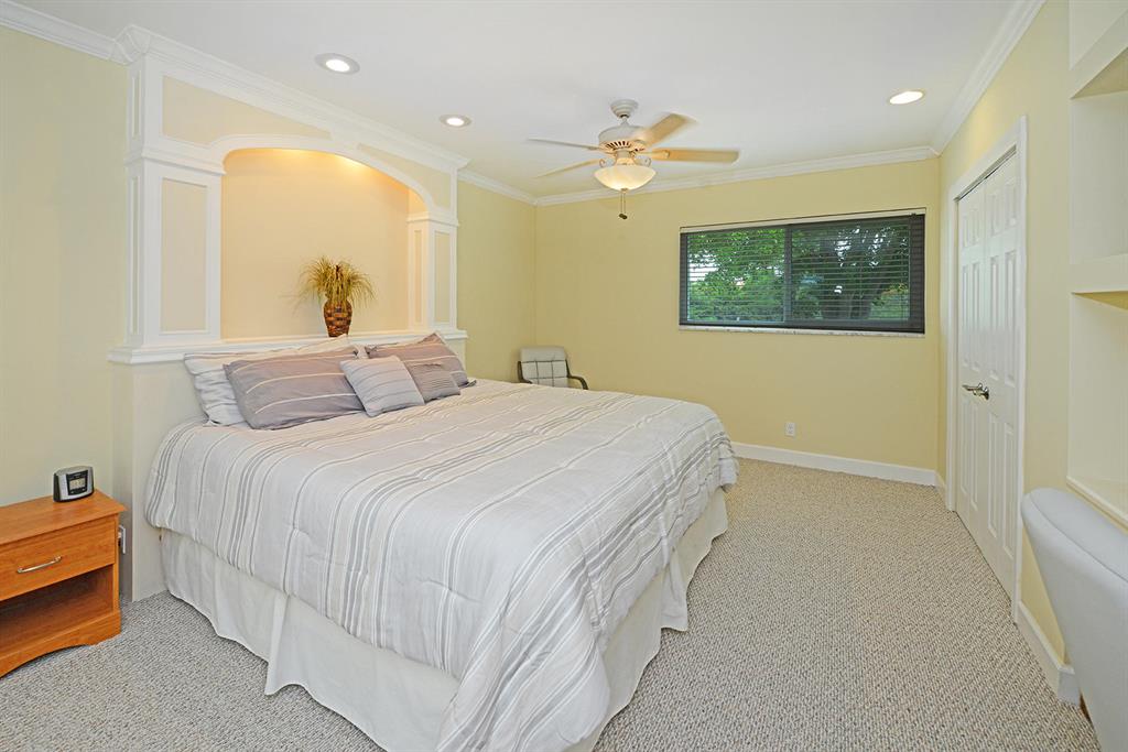 HIDDEN VALLEY - Residential