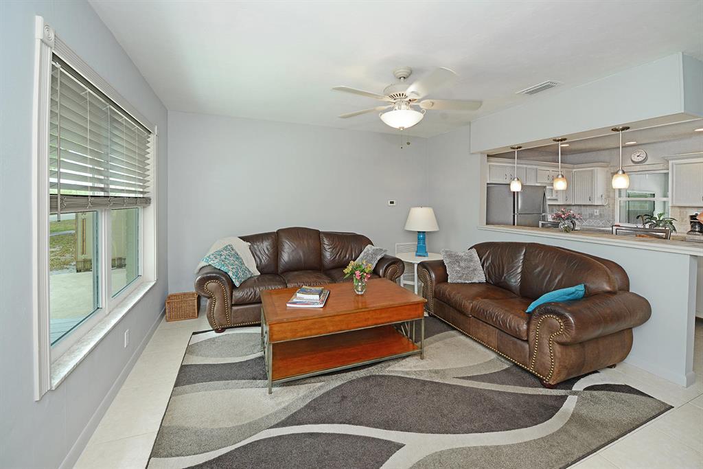 HIDDEN VALLEY - Residential