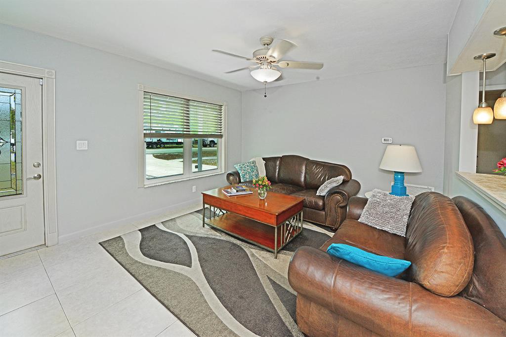 HIDDEN VALLEY - Residential