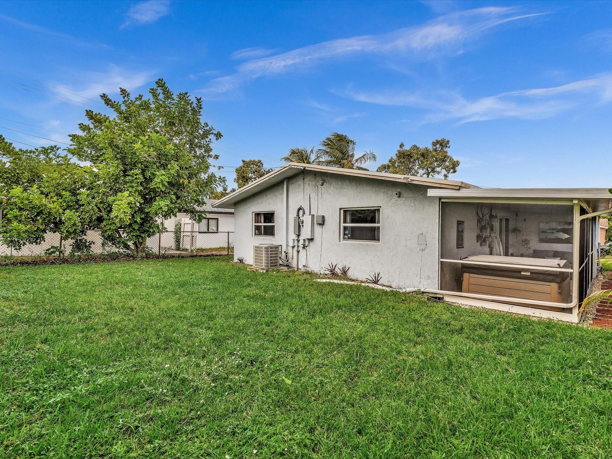 Breezyway Manor 28-18 B - Residential