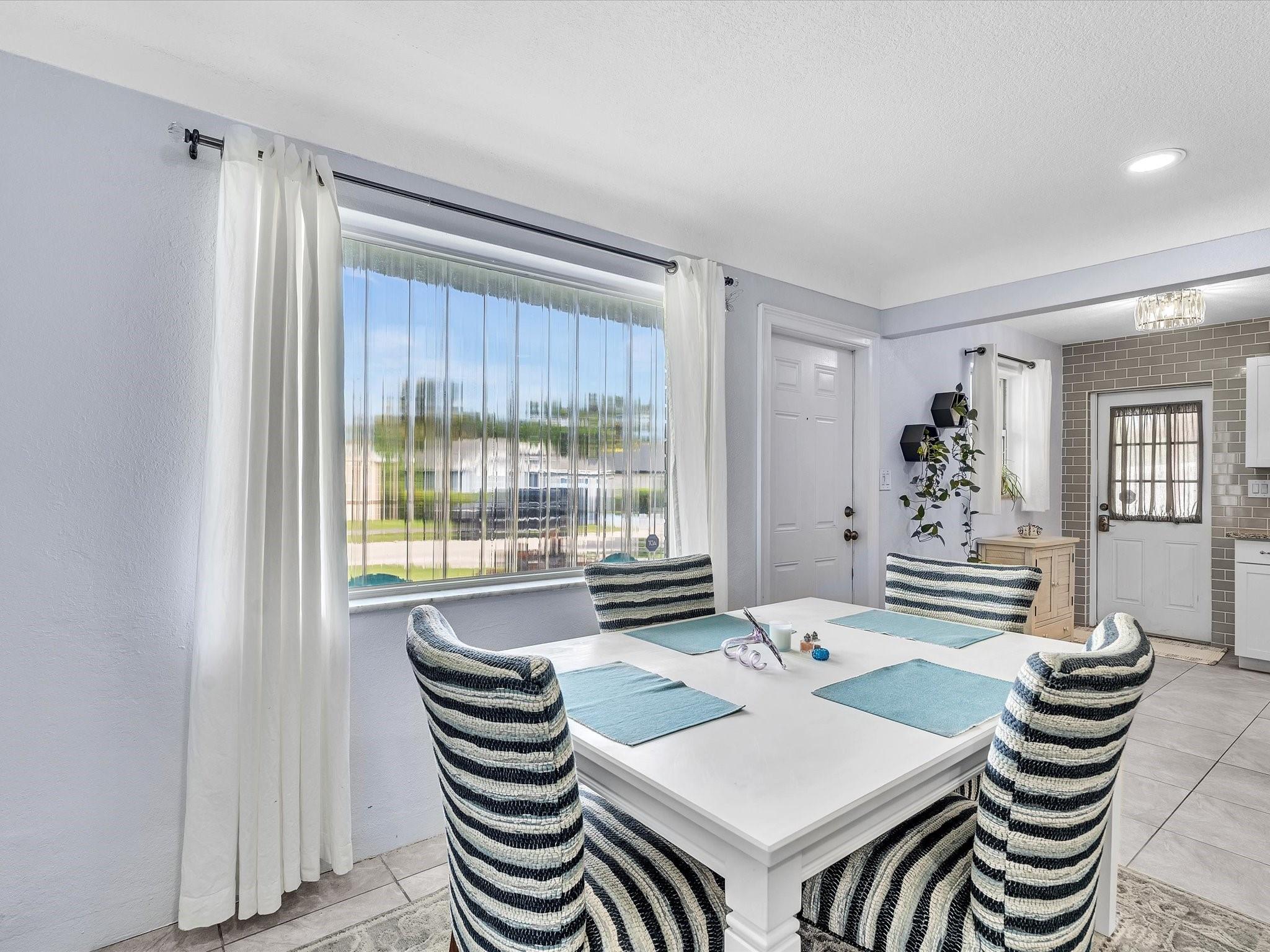 Breezyway Manor 28-18 B - Residential