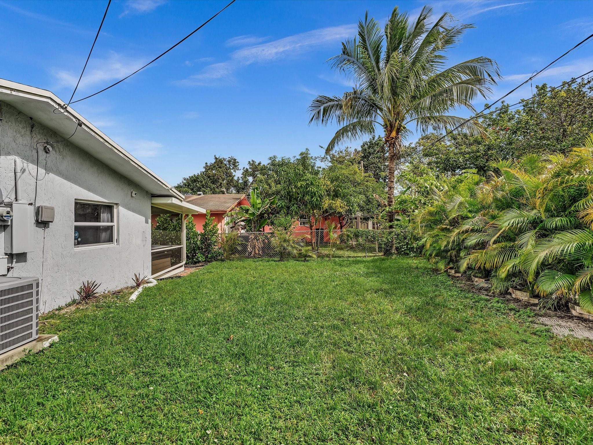 Breezyway Manor 28-18 B - Residential