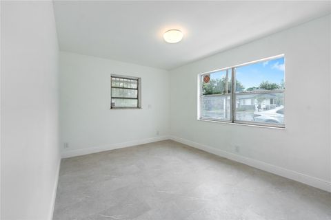 Quadruplex in Fort Lauderdale FL 645 15th Ave 14.jpg