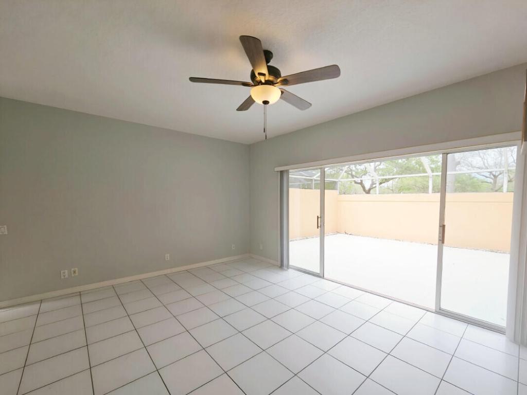 TEQUESTA OAKS - Residential Lease