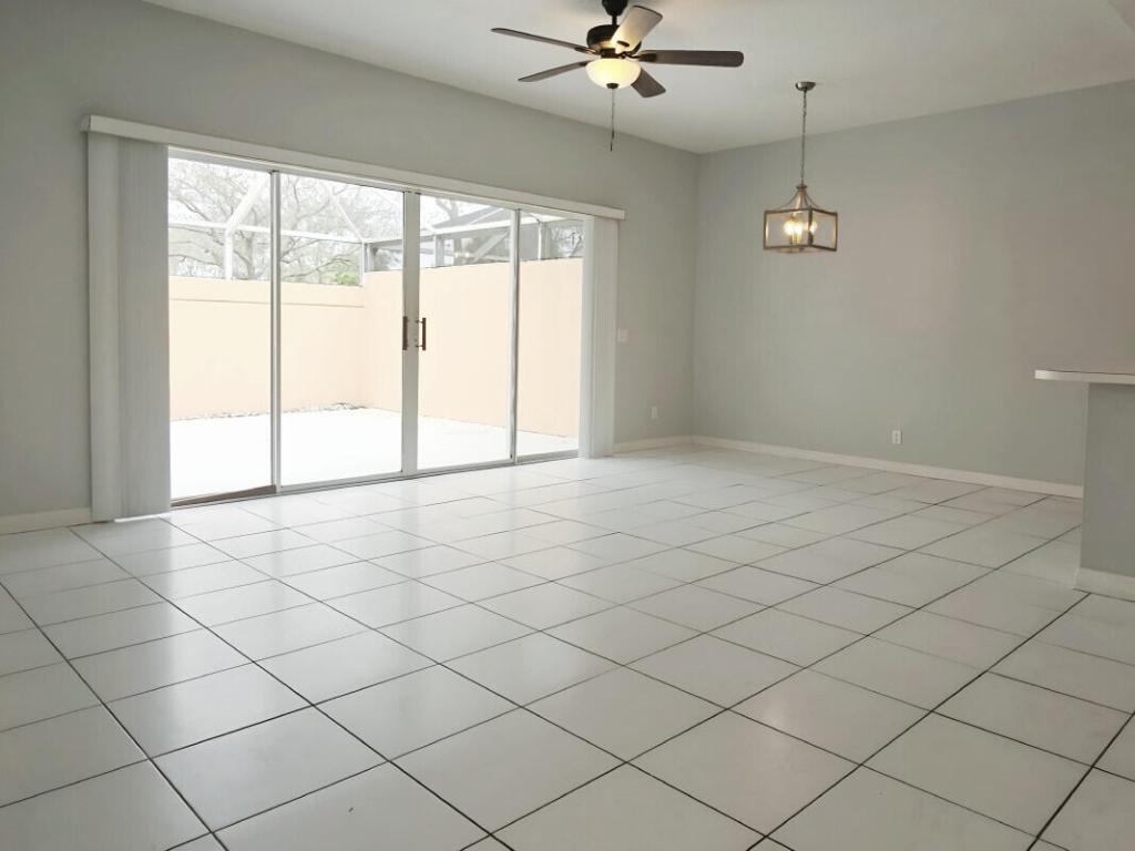 TEQUESTA OAKS - Residential Lease