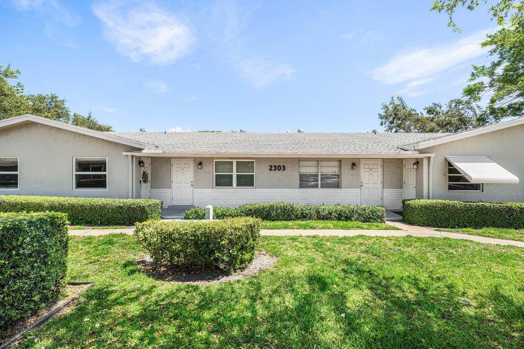 Photo of 2303 Lowson Boulevard #D, Delray Beach, FL 33445 (MLS # B26043417)