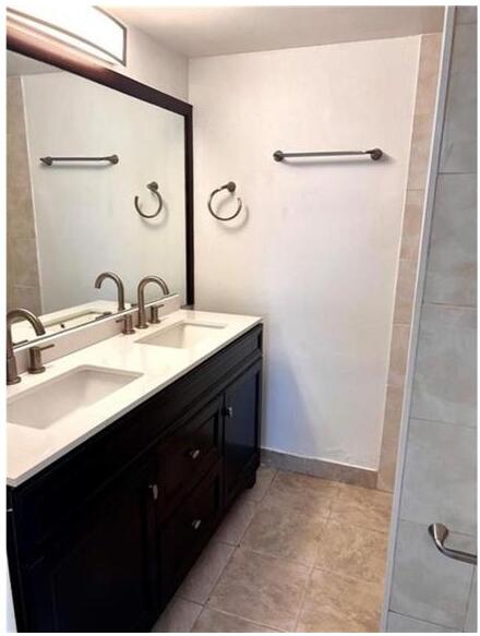 BERMUDA CLUB FIVE CONDO - Residential