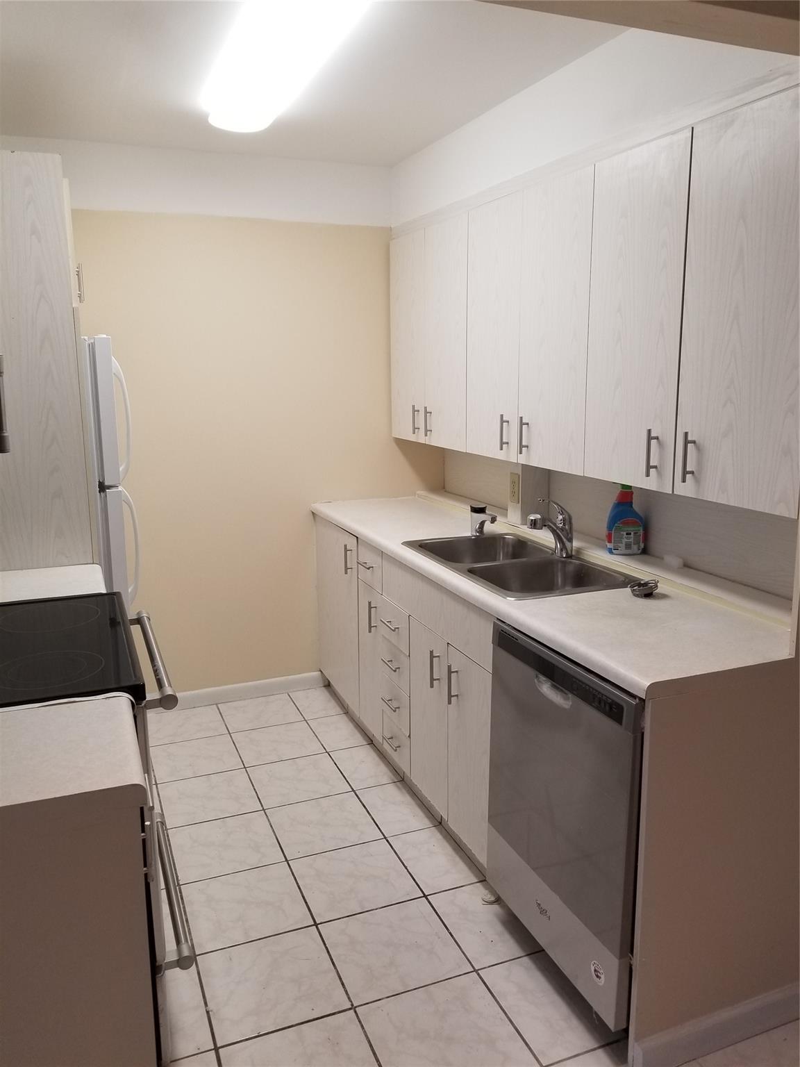 CORNWALL AT CENTURY VILLA - Residential