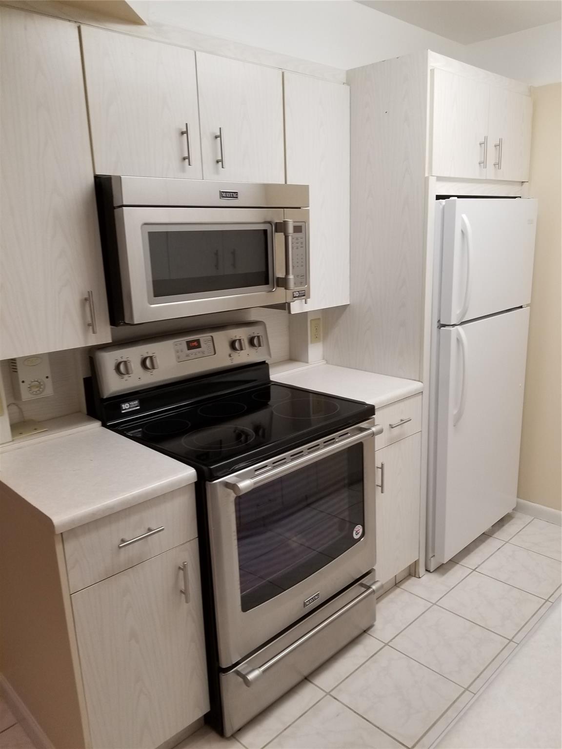 CORNWALL AT CENTURY VILLA - Residential