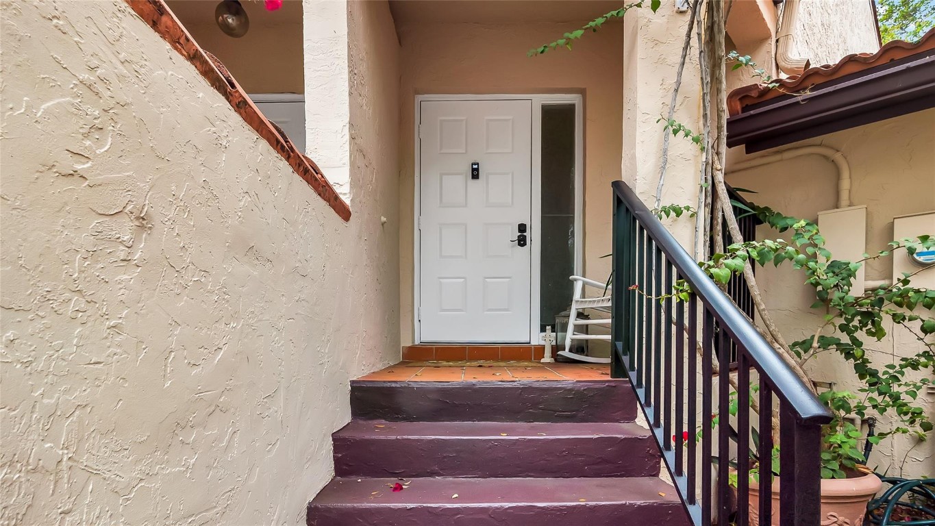 LAKEVIEW COURTS AT JACARA - Residential