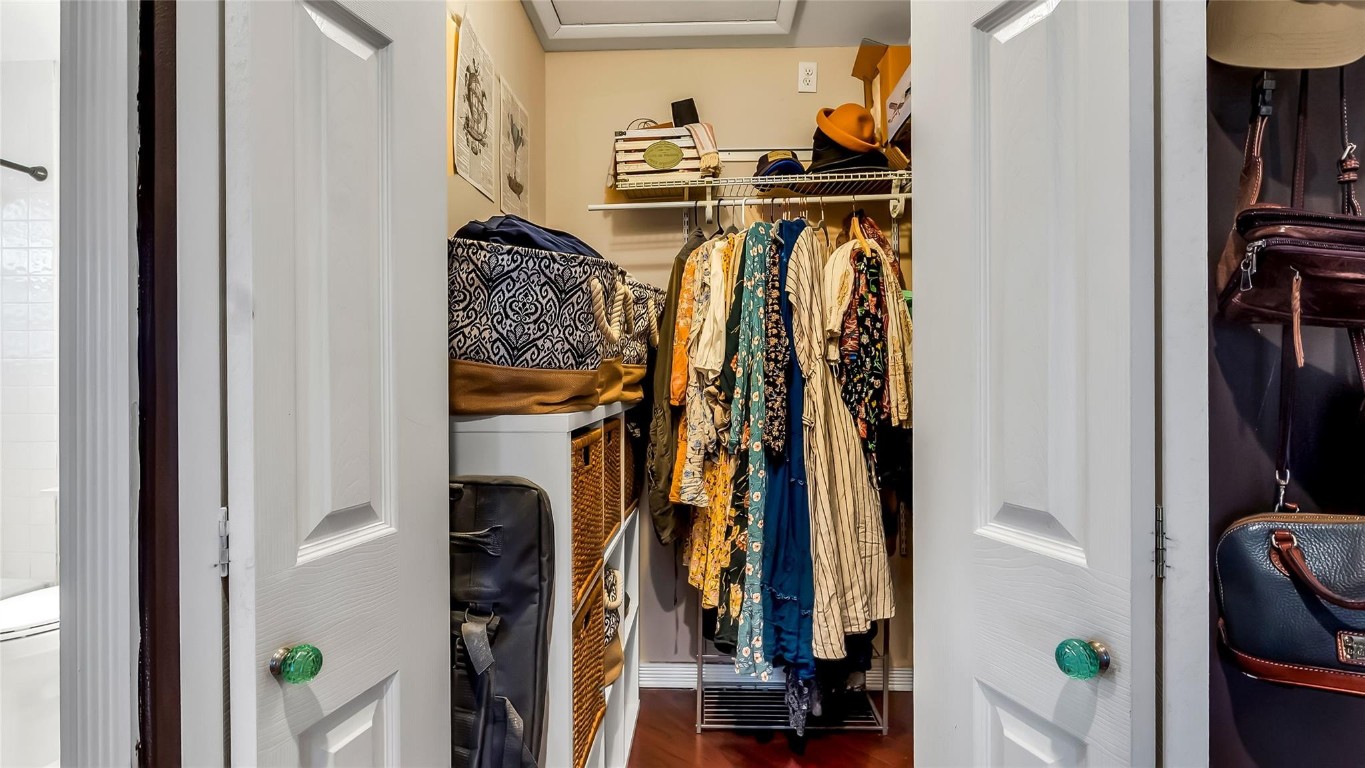 LAKEVIEW COURTS AT JACARA - Residential