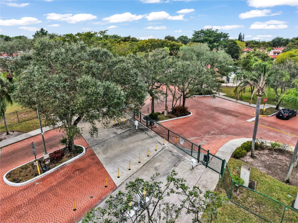 LAKEVIEW COURTS AT JACARA - Residential