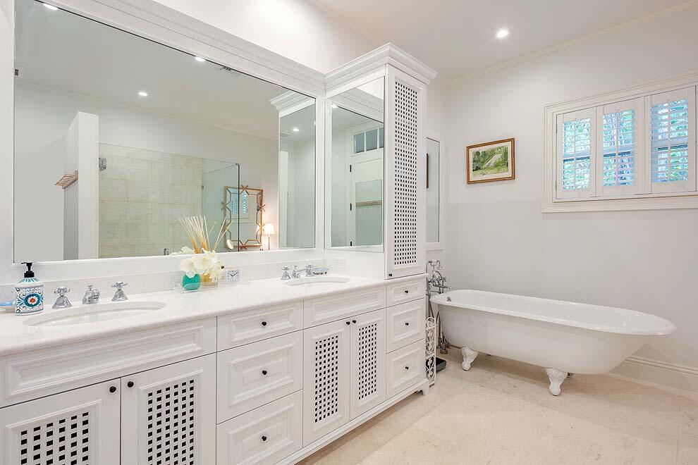 WATERWAY LANE - Residential