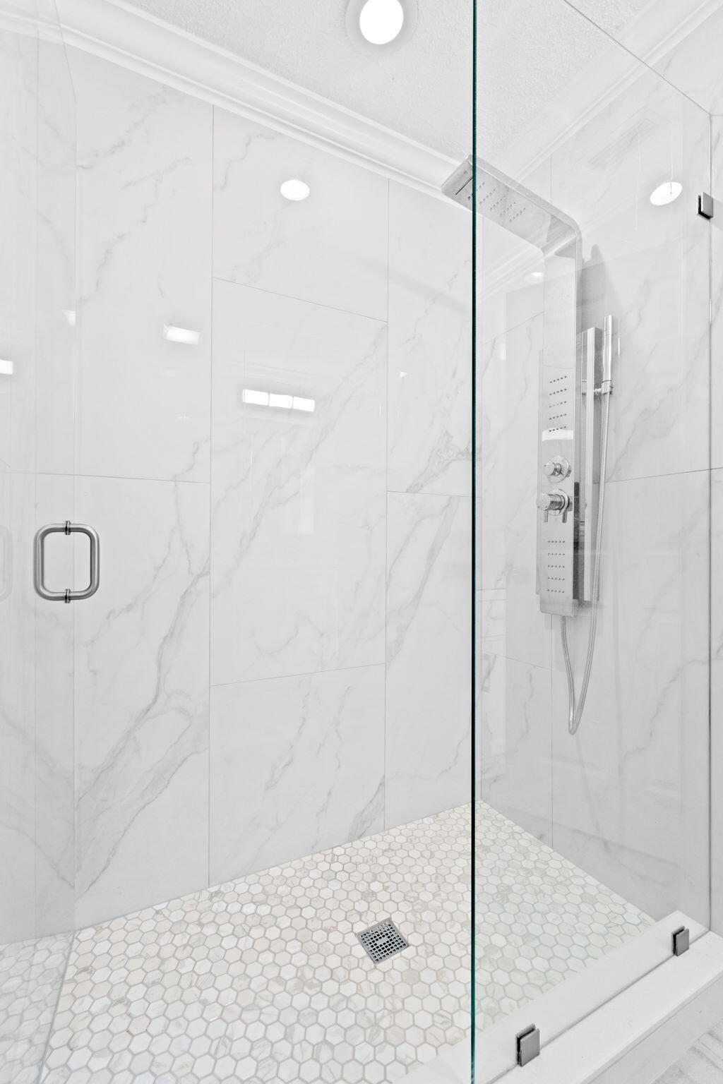 LAKES OF SHERBROOKE PH 8 - Residential