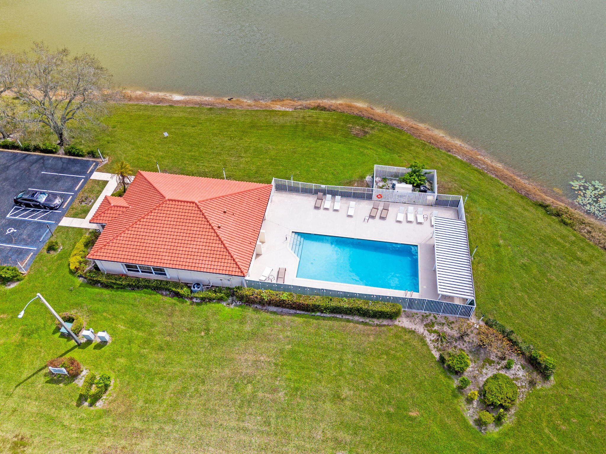 LAKES OF SHERBROOKE PH 8 - Residential