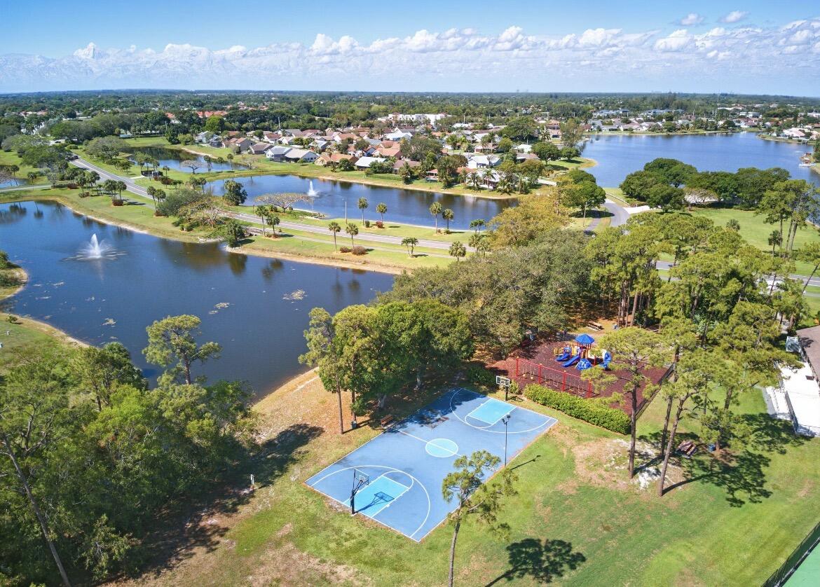 LAKES OF SHERBROOKE PH 8 - Residential