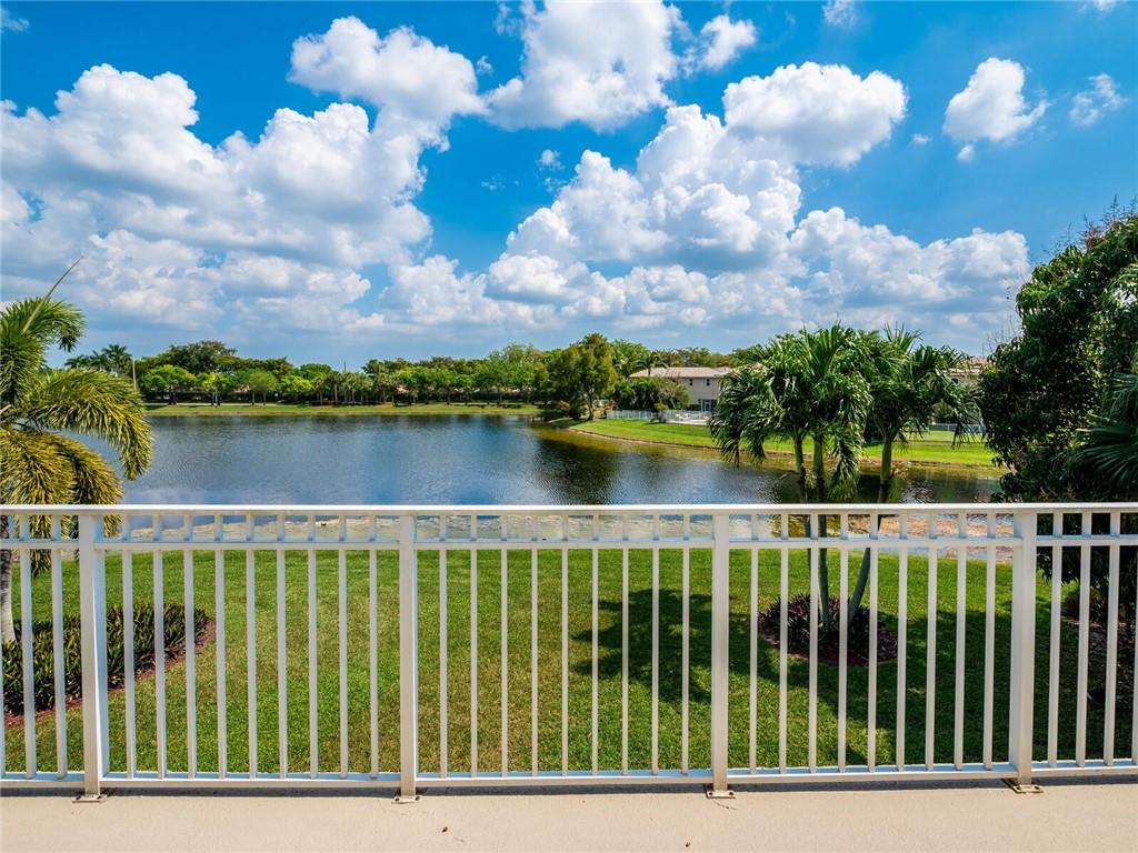 Diamond Cay 159-30 B - Residential