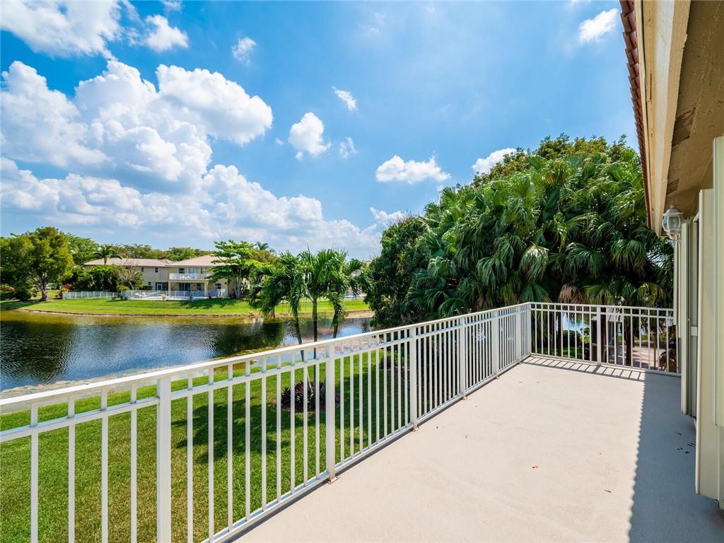 Diamond Cay 159-30 B - Residential