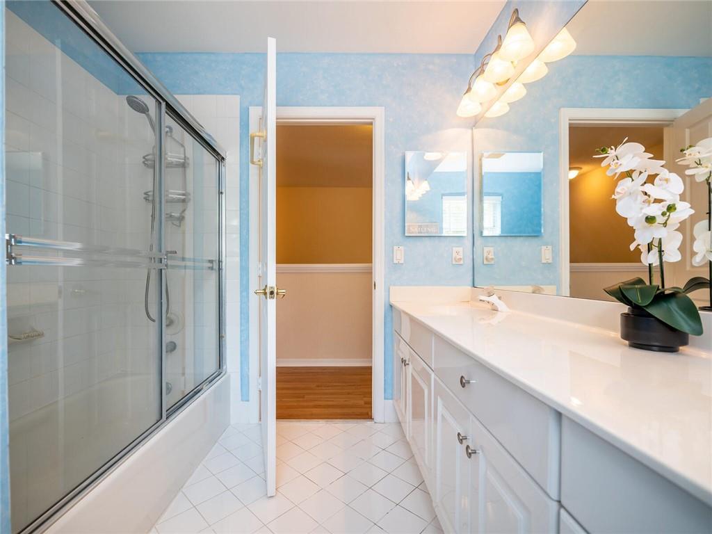 Diamond Cay 159-30 B - Residential