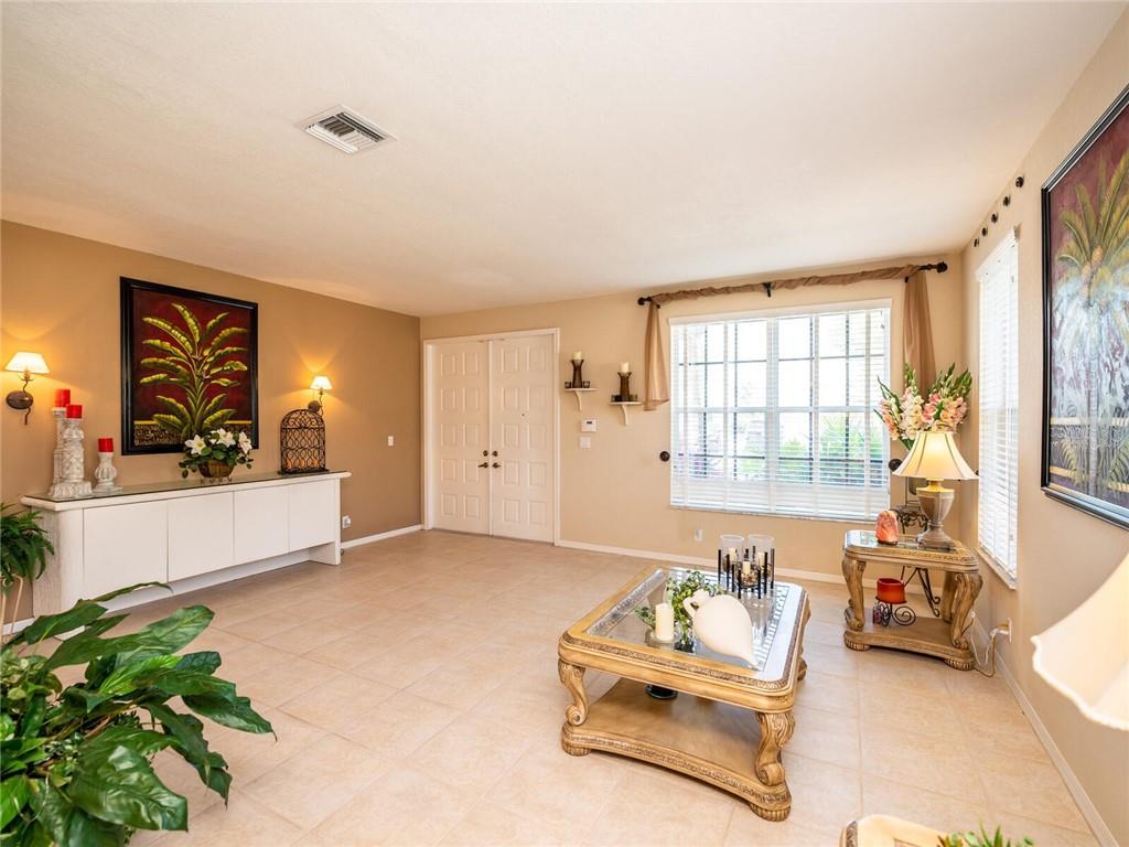 Diamond Cay 159-30 B - Residential