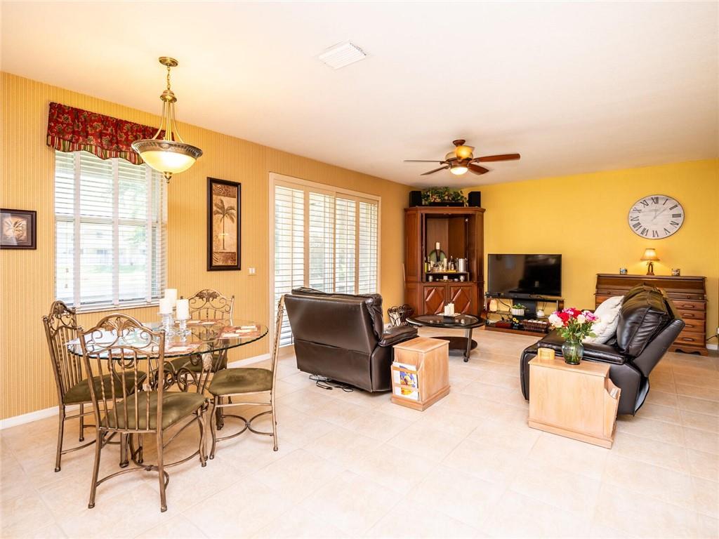 Diamond Cay 159-30 B - Residential