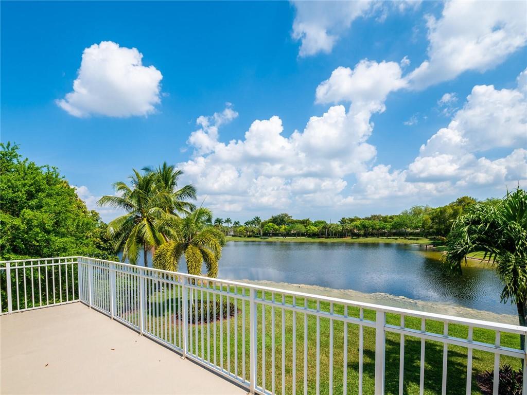 Diamond Cay 159-30 B - Residential