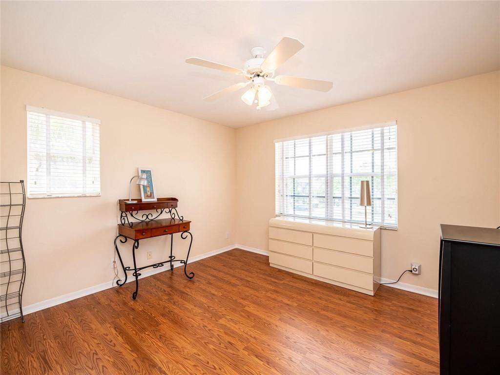 Diamond Cay 159-30 B - Residential