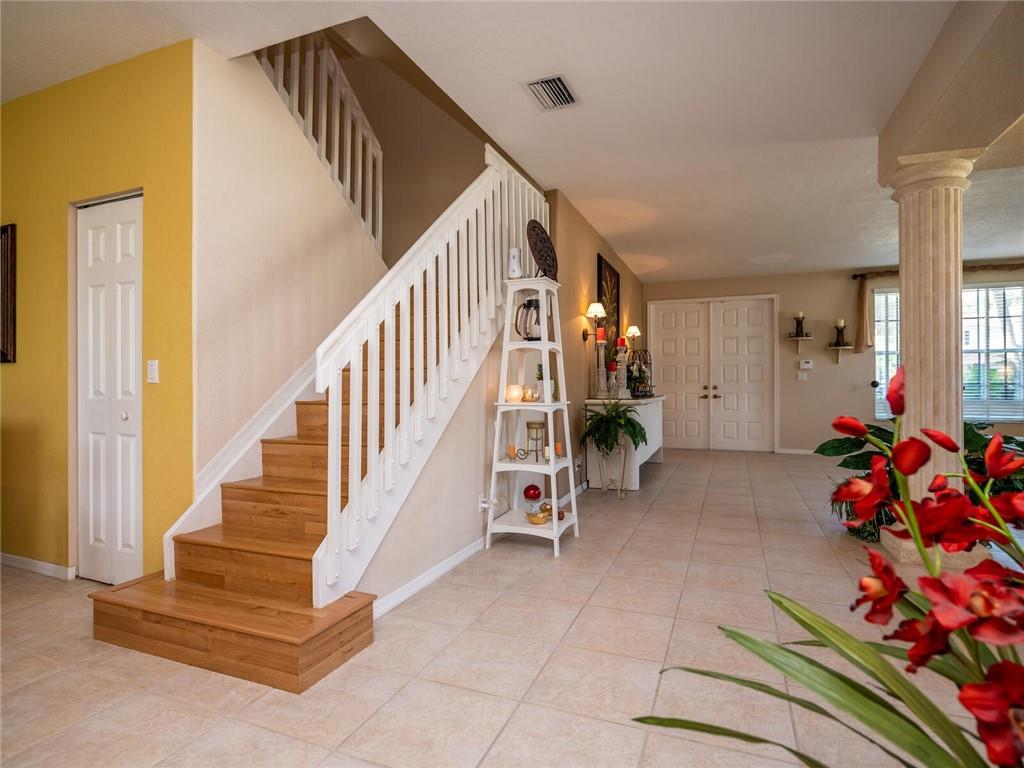 Diamond Cay 159-30 B - Residential