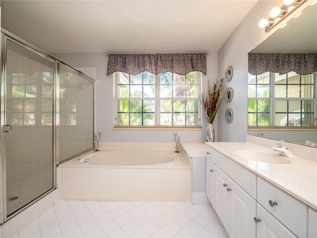 Diamond Cay 159-30 B - Residential