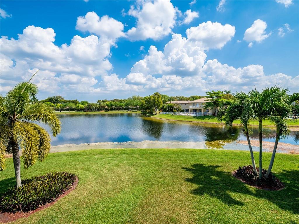 Diamond Cay 159-30 B - Residential