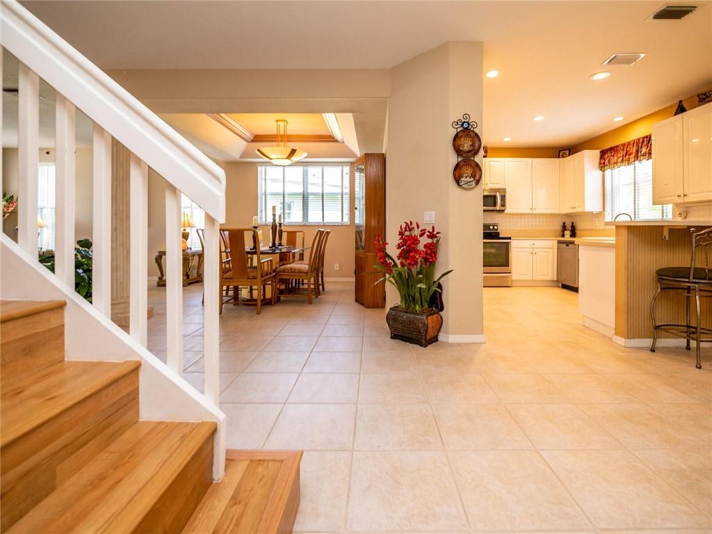 Diamond Cay 159-30 B - Residential