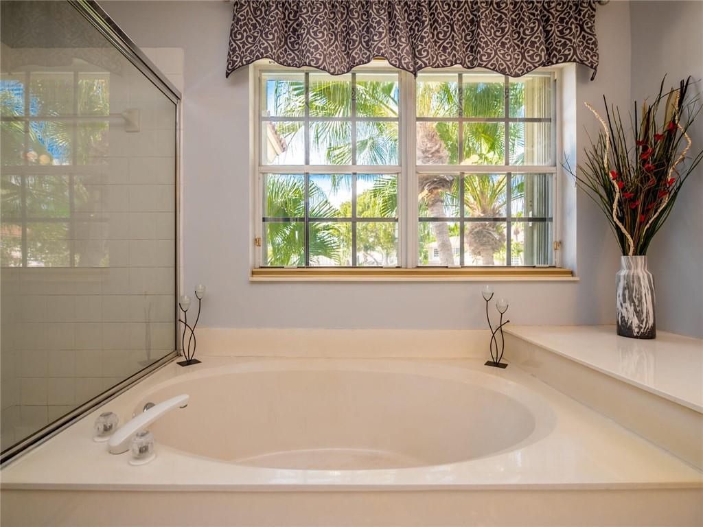 Diamond Cay 159-30 B - Residential