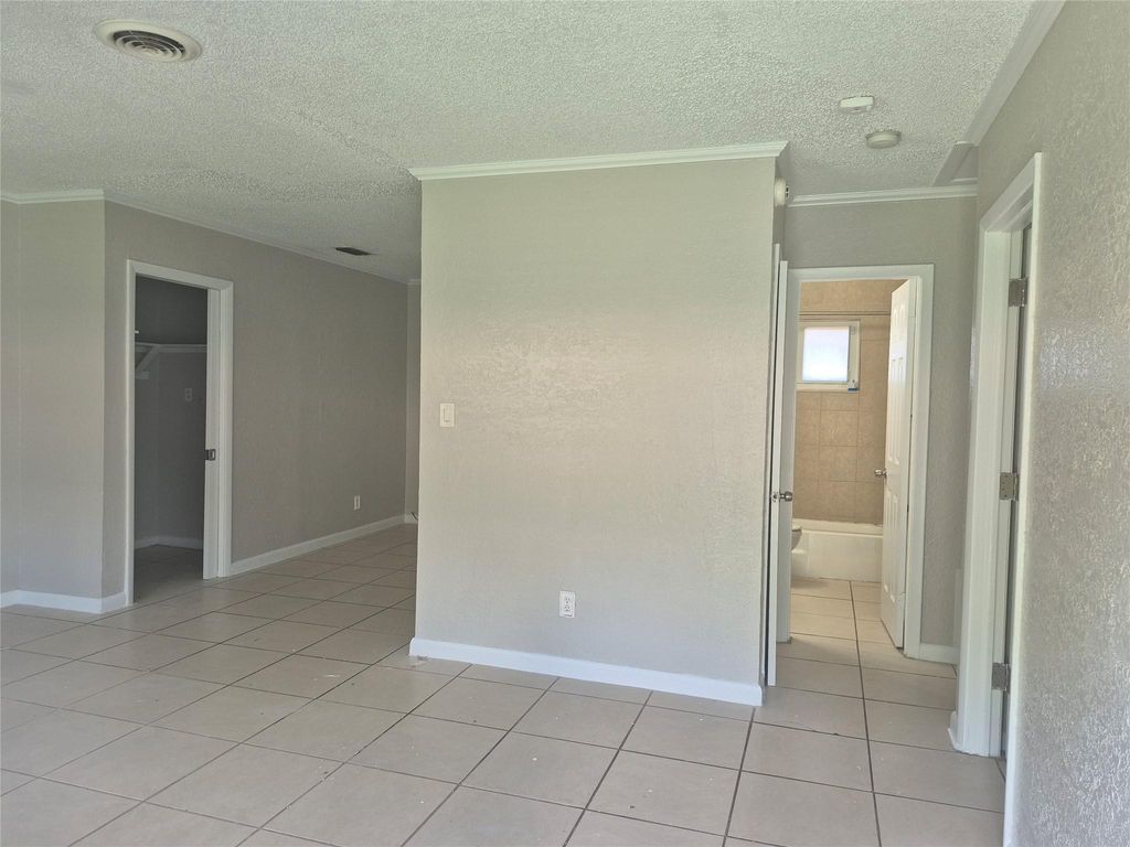 Photo of 727 NW 1st Ave #2, Fort Lauderdale, FL 33311 (MLS # F10523285)