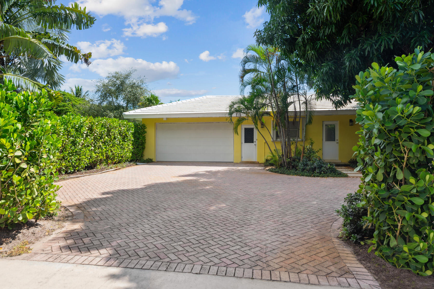 MIRAMAR - Residential