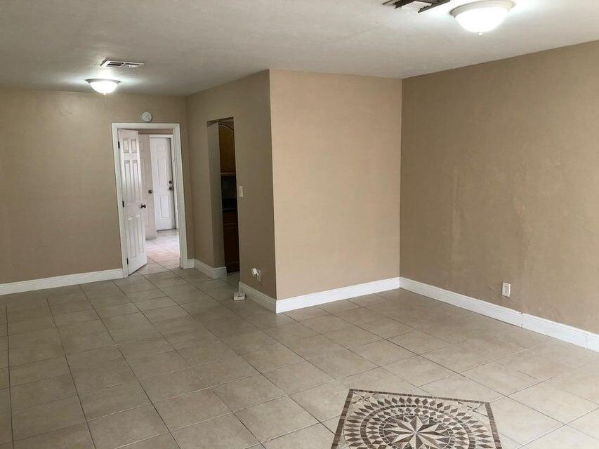 754 Evergreen Dr Drive