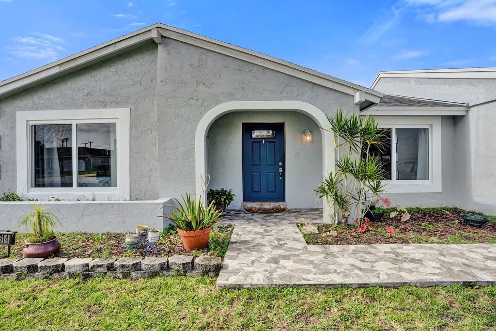 Photo of 11614 SW 50th Street, Cooper City, FL 33330 (MLS # B26029494)