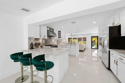 Tiny photo for 5210 NE 17th Terrace, Fort Lauderdale, FL 33334 (MLS # B26041716)