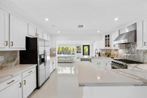 Tiny photo for 5210 NE 17th Terrace, Fort Lauderdale, FL 33334 (MLS # B26041716)