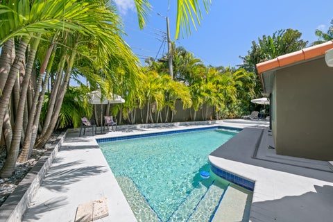 Tiny photo for 5210 NE 17th Terrace, Fort Lauderdale, FL 33334 (MLS # B26041716)