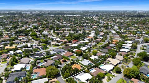 Tiny photo for 5210 NE 17th Terrace, Fort Lauderdale, FL 33334 (MLS # B26041716)