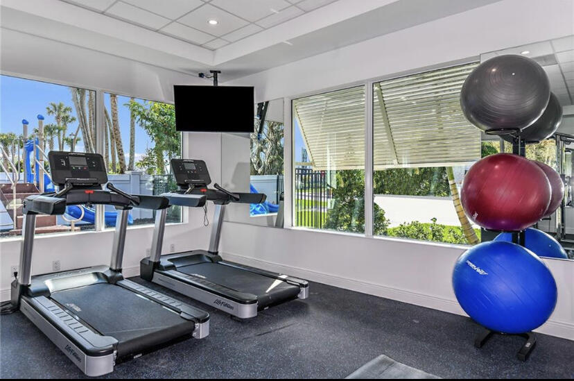 DEERFIELD CROSSING - Residential Lease