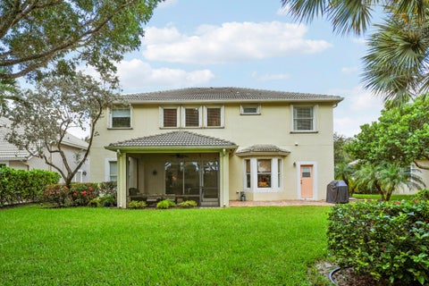 Photo of 8503 Portobello Lane, Palm Beach Gardens, FL 33418 (MLS # B26065636)