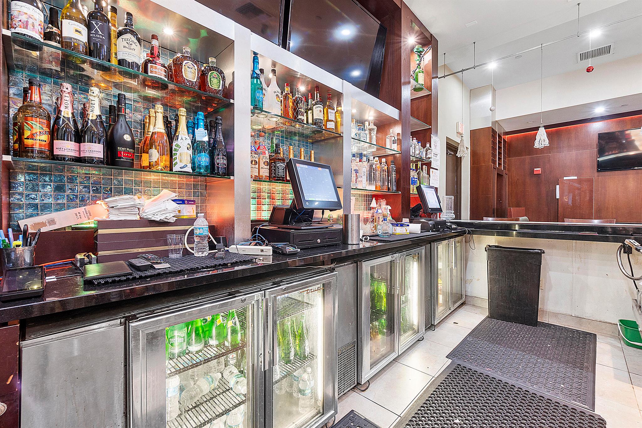 ATLANTIC GROVE CONDO - Commercial Sale