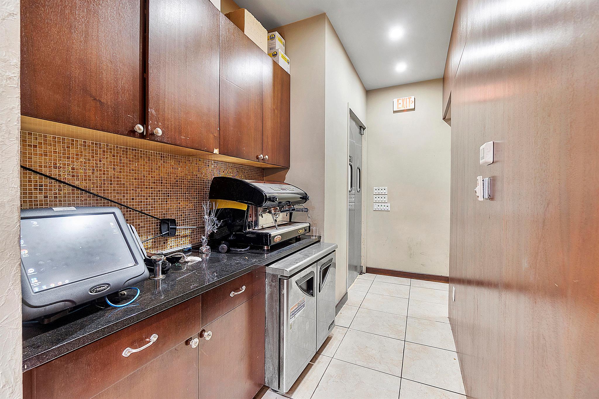 ATLANTIC GROVE CONDO - Commercial Sale