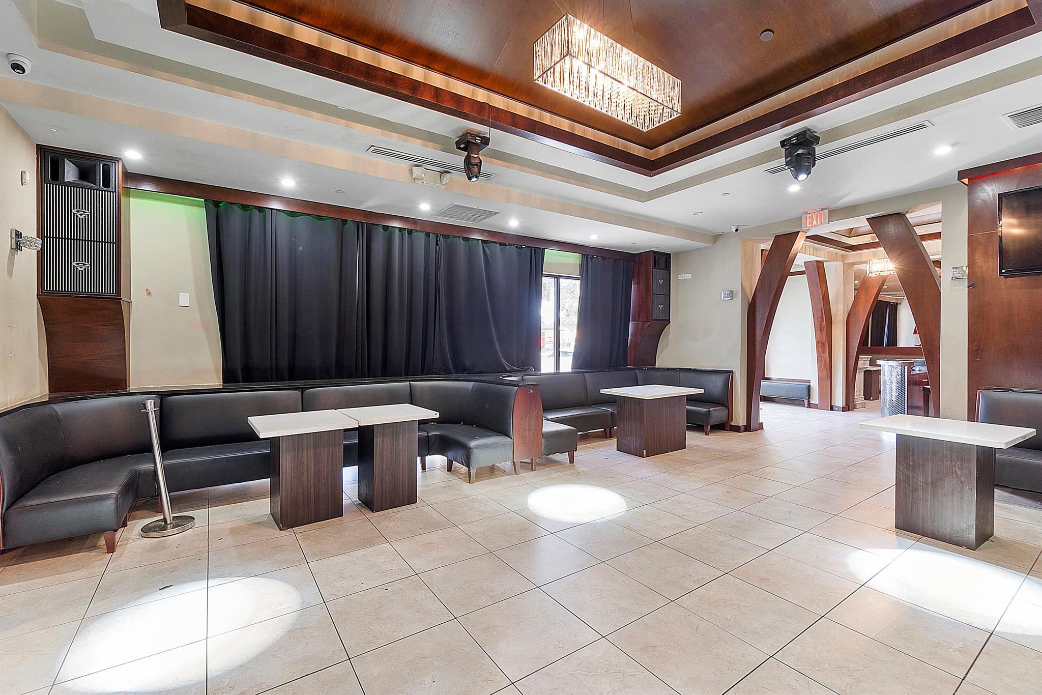 ATLANTIC GROVE CONDO - Commercial Sale