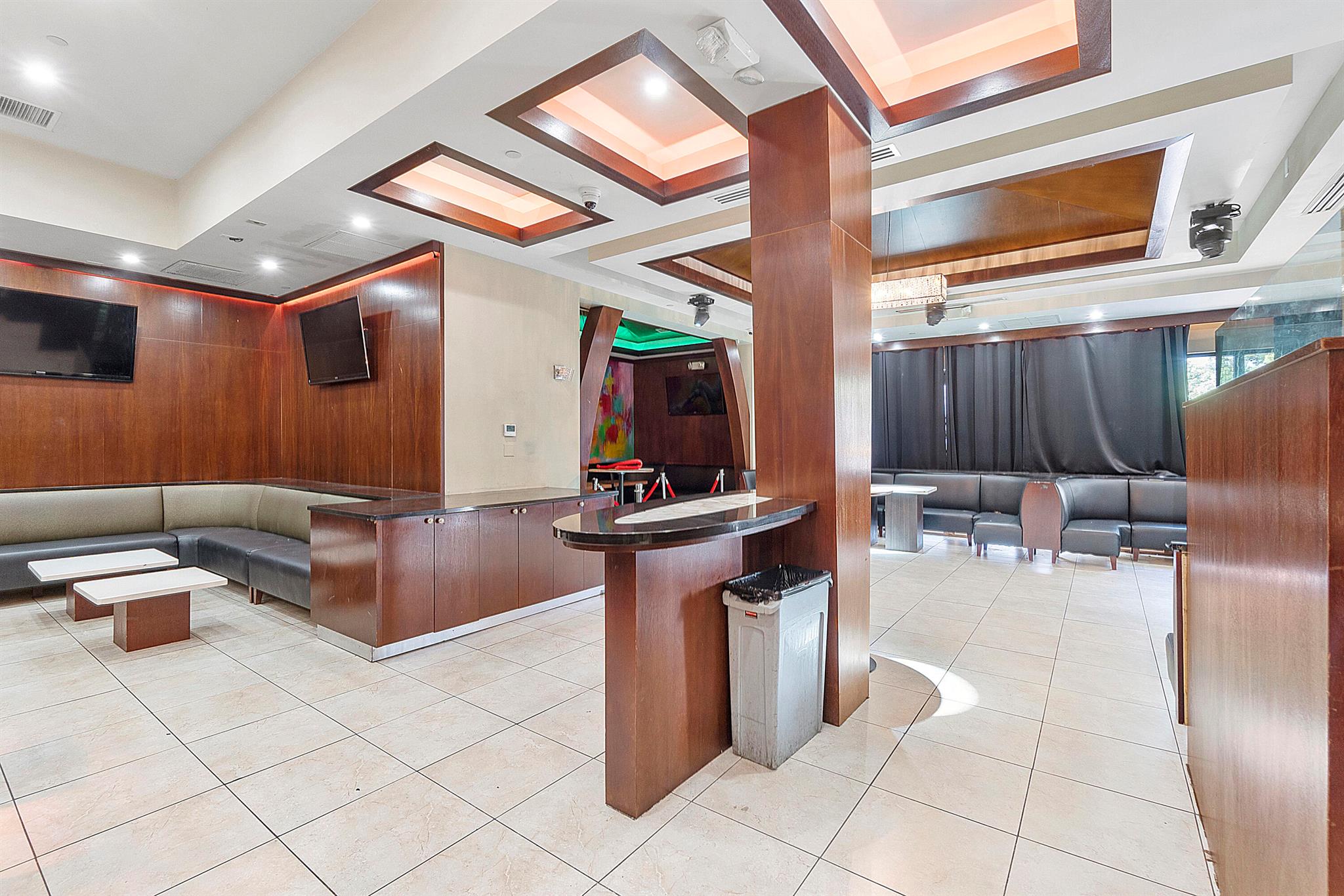 ATLANTIC GROVE CONDO - Commercial Sale