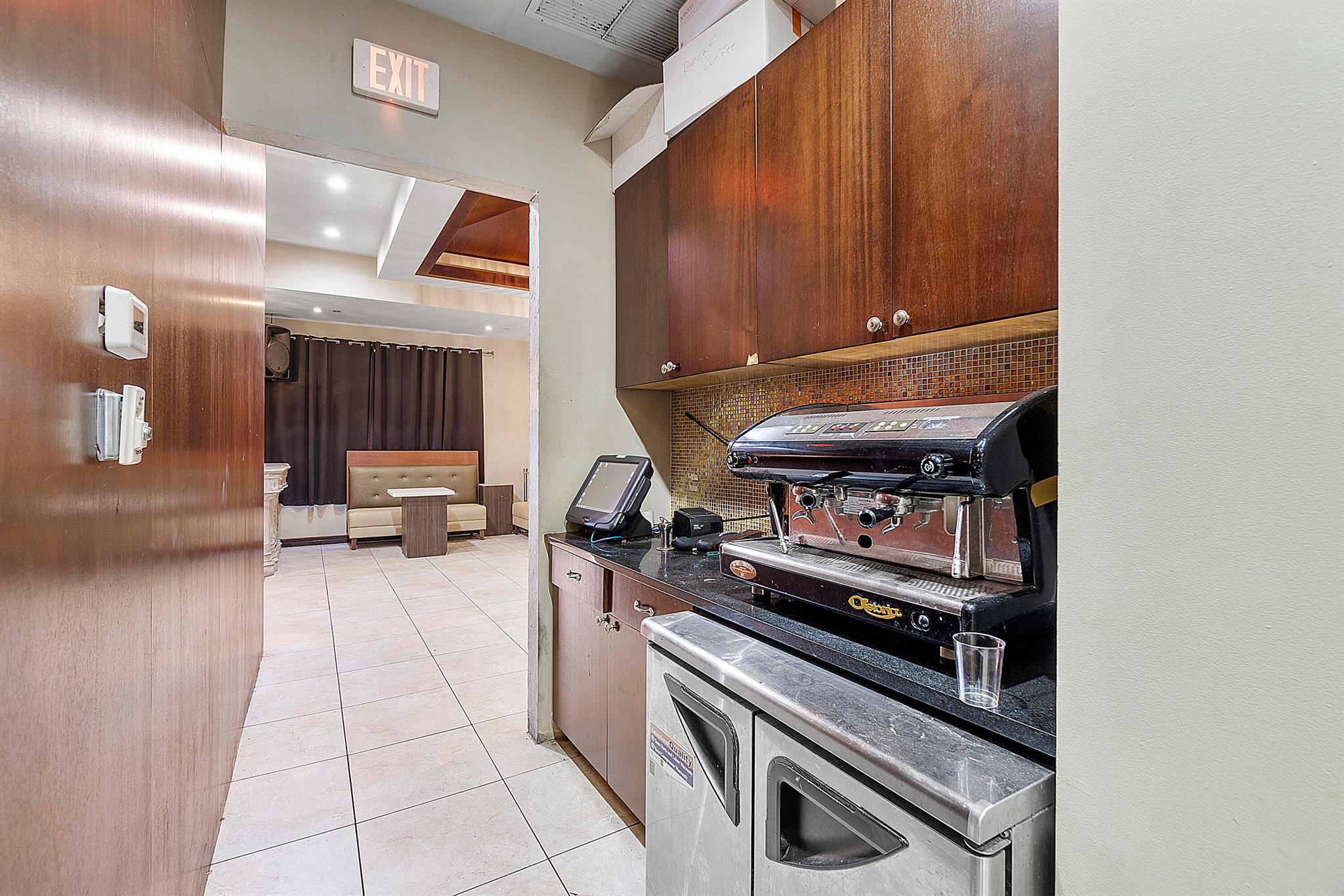 ATLANTIC GROVE CONDO - Commercial Sale