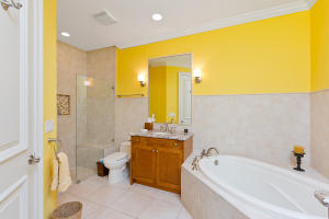 SHADY OAKS OF PALM BEACH - Residential