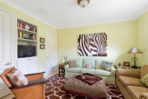 SHADY OAKS OF PALM BEACH - Residential