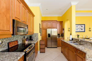 SHADY OAKS OF PALM BEACH - Residential